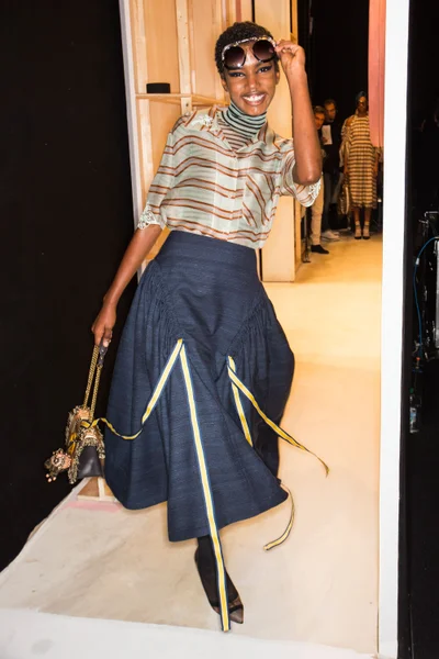 Look 17